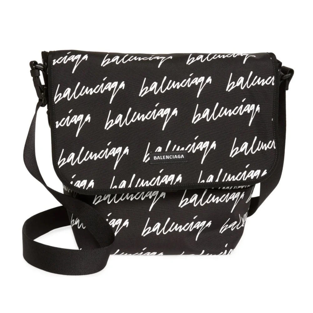 New Authentic BALENCIAGA Explorer Logo Script Messenger Bag
